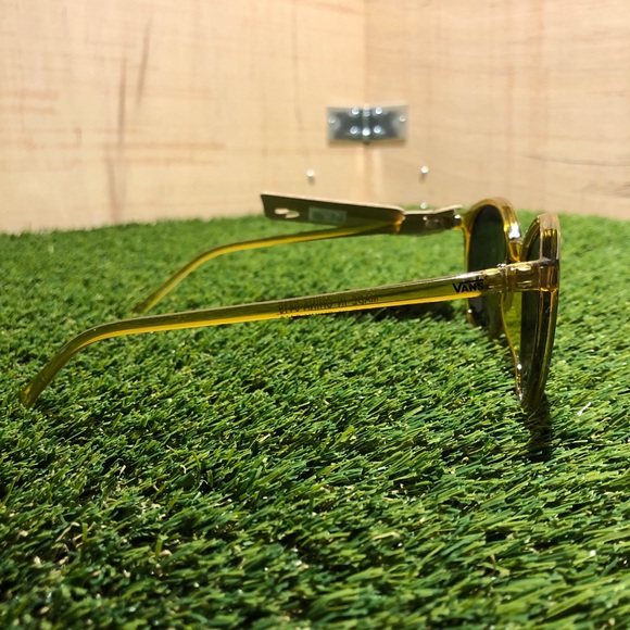 VANS Sunglasses - Picture 2 of 5